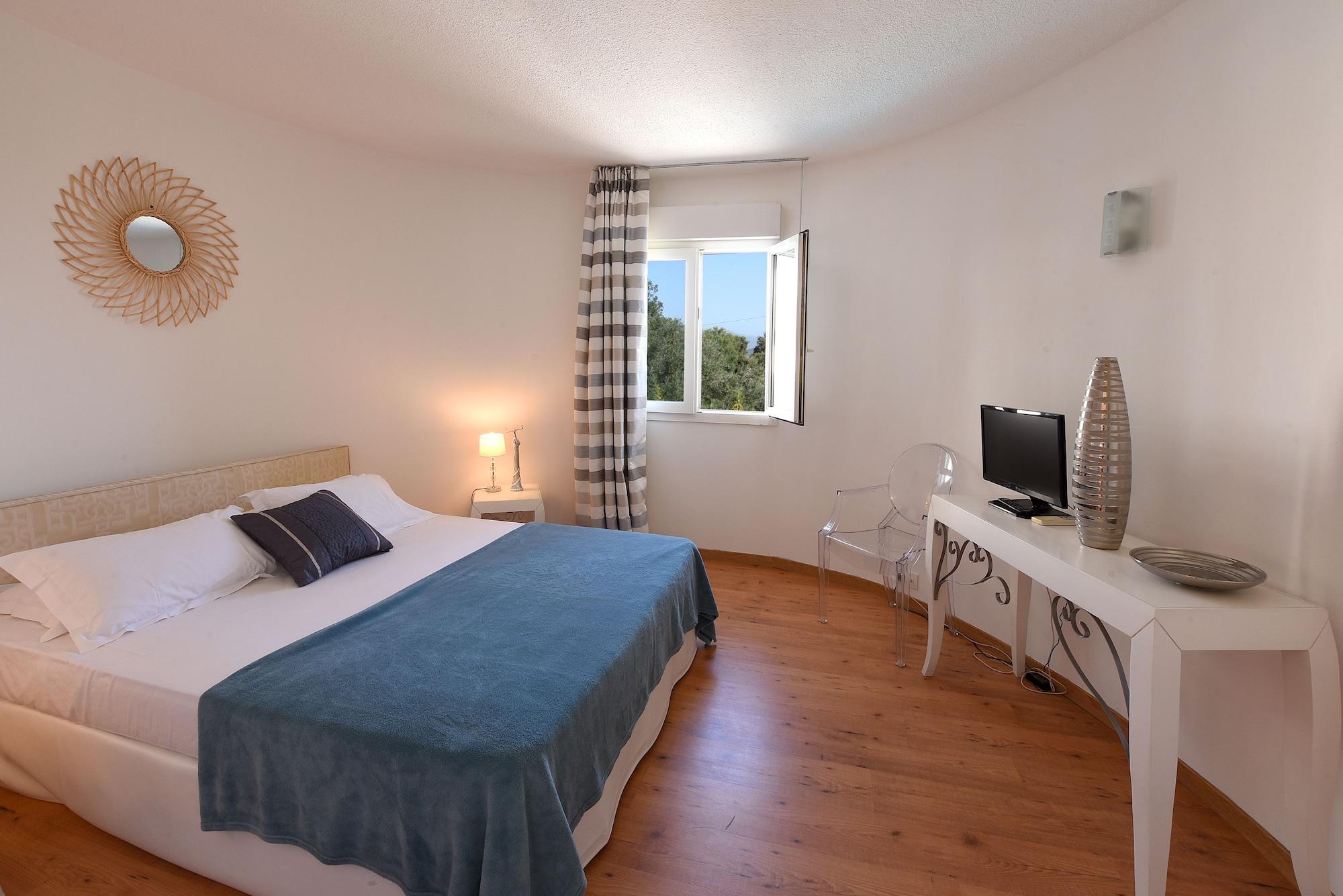 Hotel Le Tilbury Porto Vecchio Exterior foto