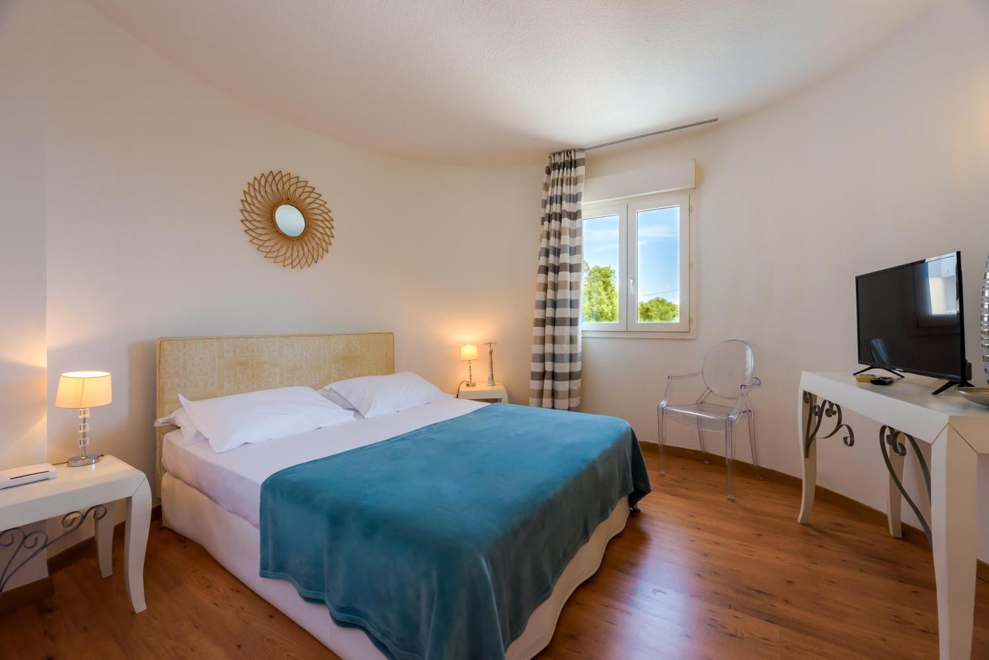Hotel Le Tilbury Porto Vecchio Exterior foto